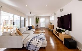Modern 3Br Executive Townhouse In Cbd, Mibnb